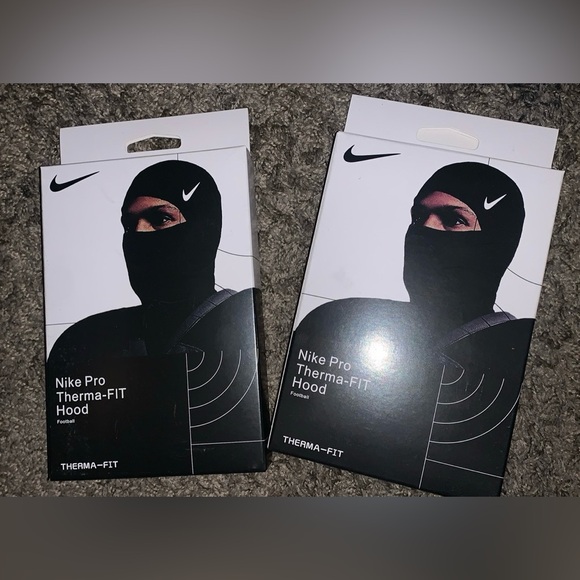 Nike Pro Therma-FIT Hood in Black - Picture 1 of 3